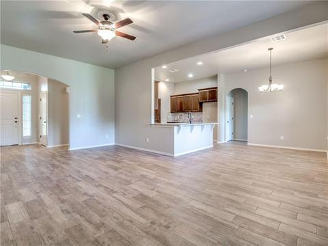 5752 Cedar Tree Cir, Guthrie, OK 73044 photo 4