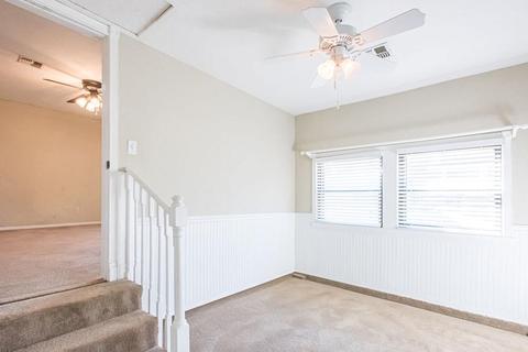 109 E 11th St, Edmond, OK 73012 photo 7
