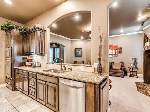 217 Summit Crest Ln, Norman, OK 73071 photo 8