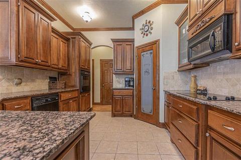 1900 Mead Ln, Moore, OK 73170 photo 15