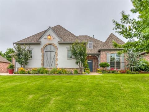 3000 Silvercliffe Dr, Edmond, OK 73012 photo 1