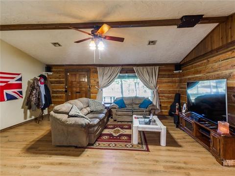 31204 Memorial Rd, Mcloud, OK 74851 photo 5