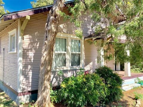 605 E Commerce, Altus, OK 73521 photo 3