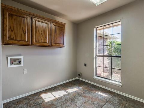 1836 Preakness Path, Guthrie, OK 73044 photo 14