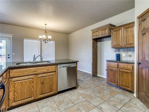 1836 Preakness Path, Guthrie, OK 73044 photo 13