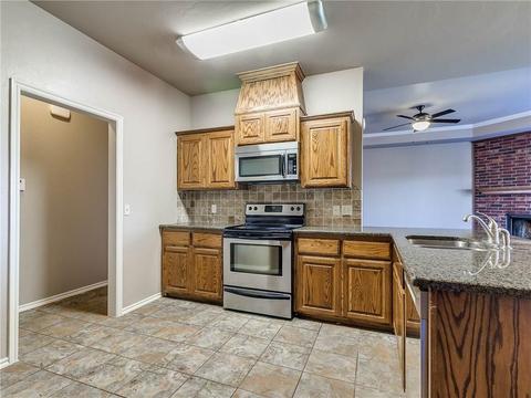 1836 Preakness Path, Guthrie, OK 73044 photo 11
