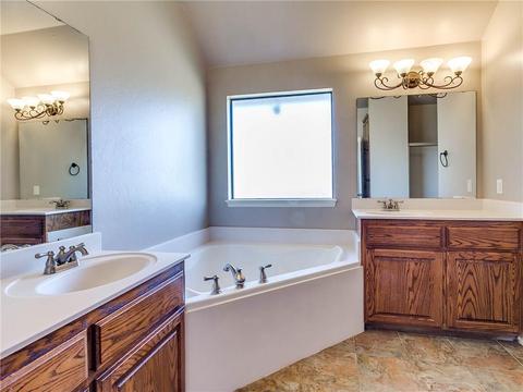 1836 Preakness Path, Guthrie, OK 73044 photo 21