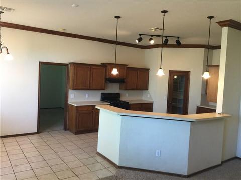 2801 Devonshire Dr, Norman, OK 73071 photo 13
