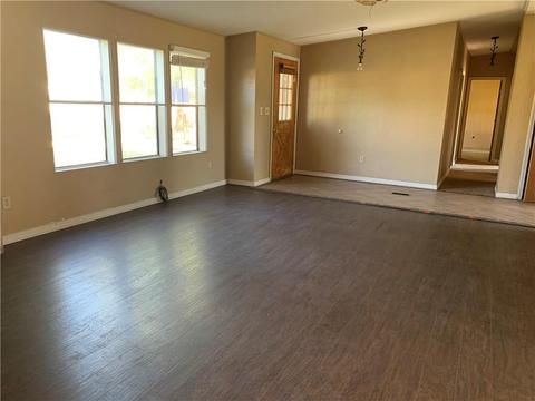 521 E Grant St, Agra, OK 74824 photo 5