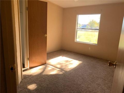 521 E Grant St, Agra, OK 74824 photo 20