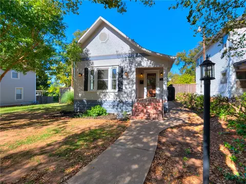 316 E Mansur Ave, Guthrie, OK 73044 photo 1