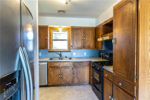 507 E Roh, Thomas, OK 73669 photo 5