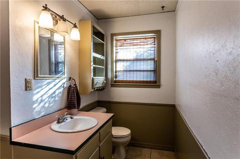 507 E Roh, Thomas, OK 73669 photo 14