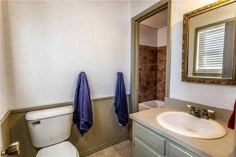 507 E Roh, Thomas, OK 73669 photo 11
