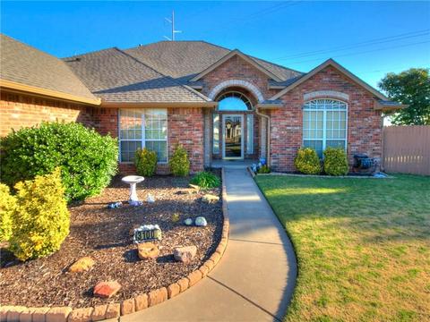 3100 Maple Ln, Moore, OK 73170 photo 2