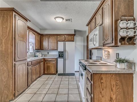 203 Apollo Pl, Guthrie, OK 73044 photo 12