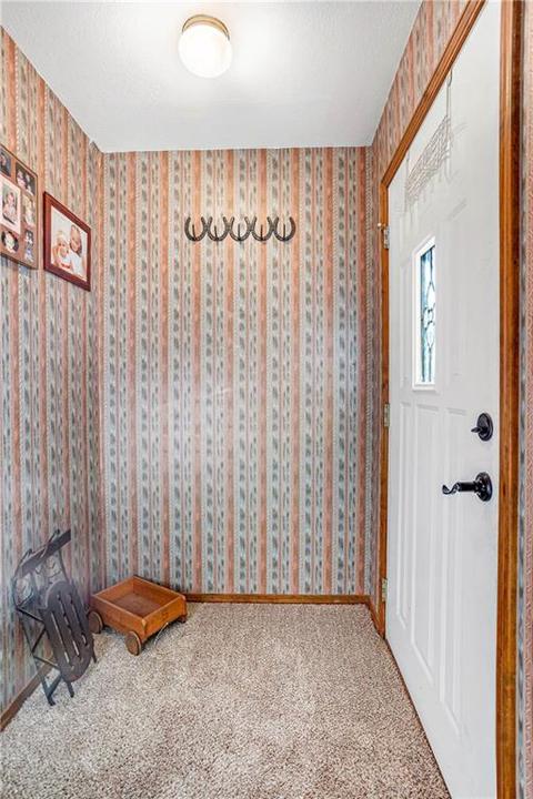 407 E Hahn St, Granite, OK 73547 photo 6