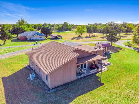 407 E Hahn St, Granite, OK 73547 photo 24