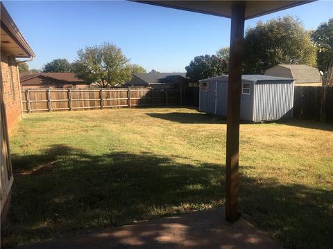 1000 Silver Maple, Moore, OK 73160 photo 32