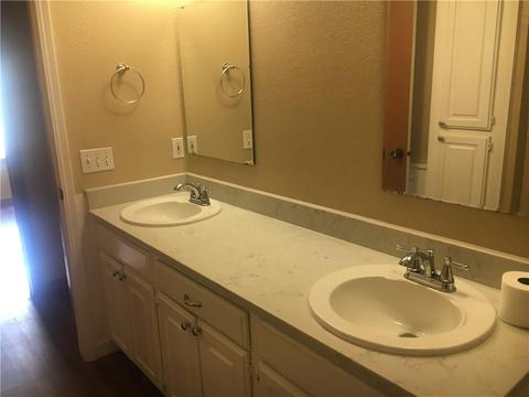 1000 Silver Maple, Moore, OK 73160 photo 11