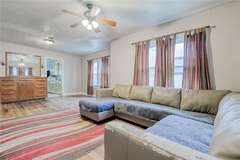 128 E Hughbert Dr, Norman, OK 73069 photo 9