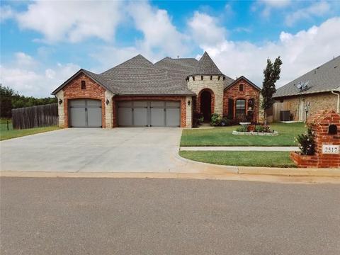 2517 Ethan Ln, Moore, OK 73160 photo 2