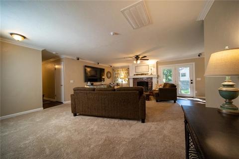 1908 N Oakhill Rd, Bethany, OK 73008 photo 2