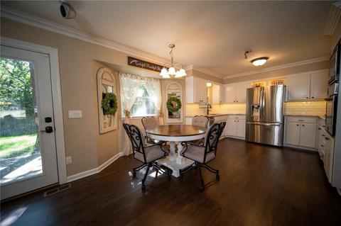 1908 N Oakhill Rd, Bethany, OK 73008 photo 8