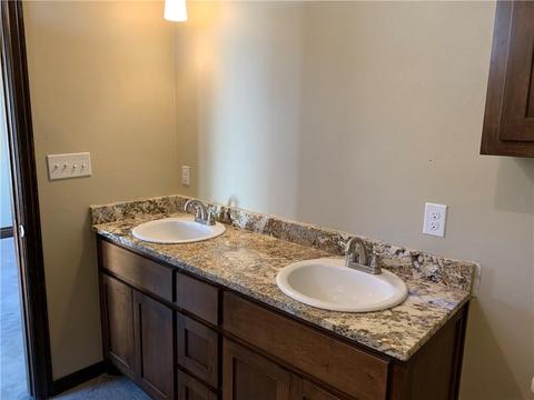 306 N 4th St, Thomas, OK 73669 photo 7