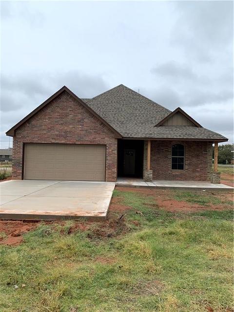 306 N 4th St, Thomas, OK 73669 photo 1