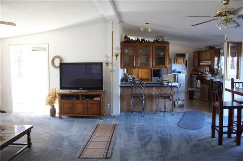 901 E Columbia Ave, Cheyenne, OK 73628 photo 5