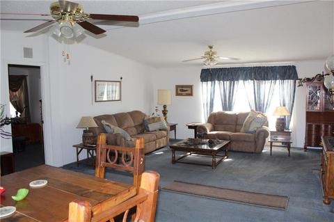 901 E Columbia Ave, Cheyenne, OK 73628 photo 7