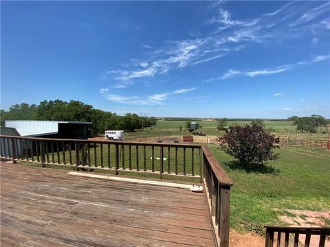 901 E Columbia Ave, Cheyenne, OK 73628 photo 22