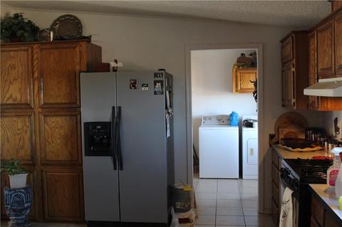 901 E Columbia Ave, Cheyenne, OK 73628 photo 12