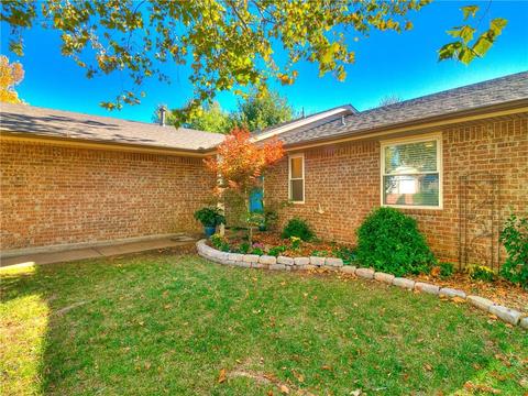 412 Brighton Dr, Edmond, OK 73003 photo 3