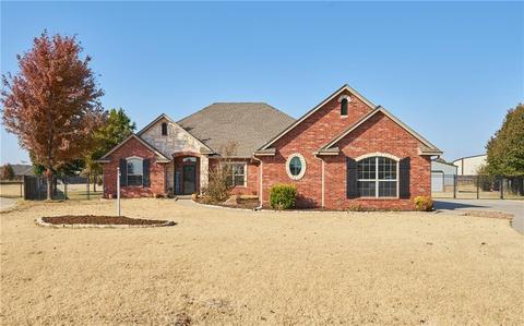 1411 Riata Rd, Tuttle, OK 73089 photo 2