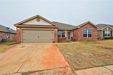 9612 Ella Ln, Moore, OK 73160 photo 2