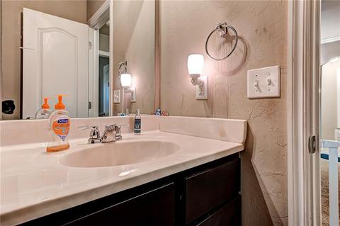 9612 Ella Ln, Moore, OK 73160 photo 32