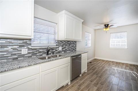 1009 N Sara Rd, Tuttle, OK 73089 photo 15