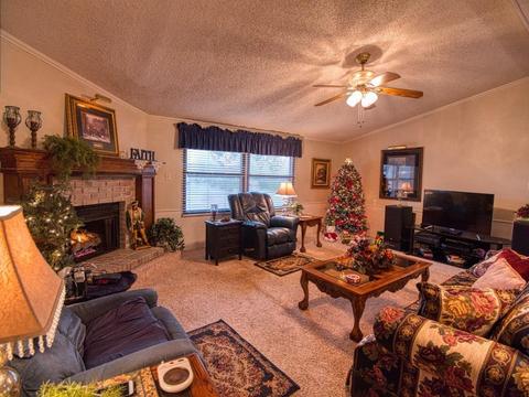 11625 S Pine St, Guthrie, OK 73044 photo 8