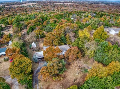 11625 S Pine St, Guthrie, OK 73044 photo 3