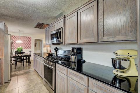 329 Memory Ln, Edmond, OK 73013 photo 13