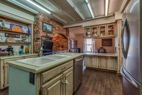 5701 E 140th St, Perkins, OK 74059 photo 8