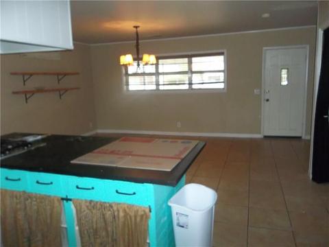 706 Vine St, Altus, OK 73521 photo 12