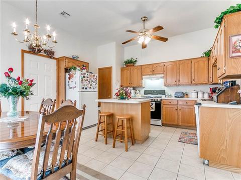 1420 SW 23rd St, Moore, OK 73170 photo 10