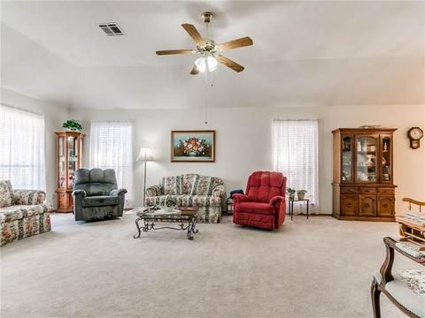 1420 SW 23rd St, Moore, OK 73170 photo 5