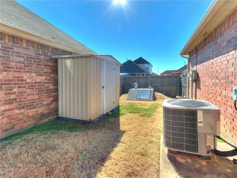 1420 SW 23rd St, Moore, OK 73170 photo 33