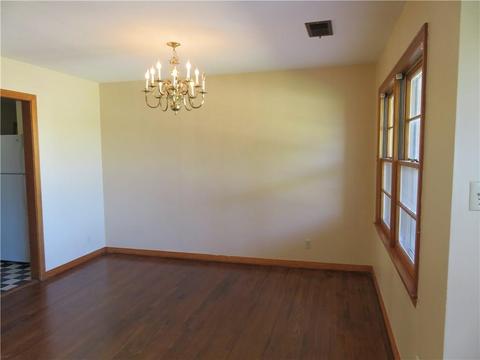 806 E Sutherland St, Altus, OK 73521 photo 4