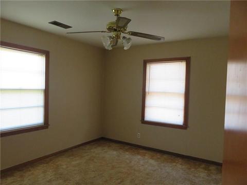 806 E Sutherland St, Altus, OK 73521 photo 15