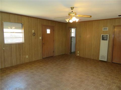 806 E Sutherland St, Altus, OK 73521 photo 7